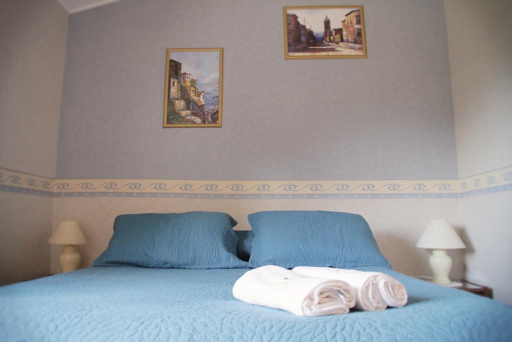 Hostal El Mirador De *